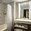 Renaissance by Marriott Atlanta Airport Gateway Hotel