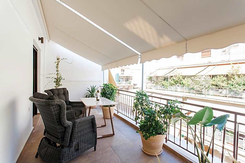 Nicholas Point Apartments and Rooms