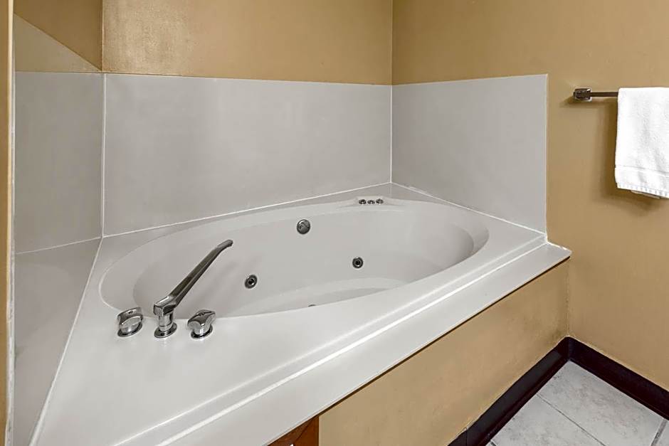 Days Inn by Wyndham Wauseon