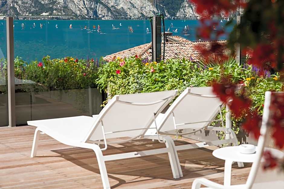 Hotel Lago Di Garda
