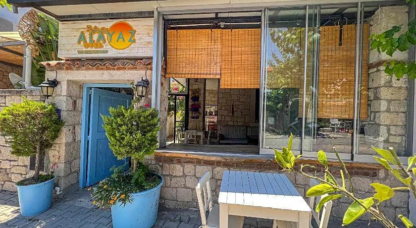 Alayaz Hotel