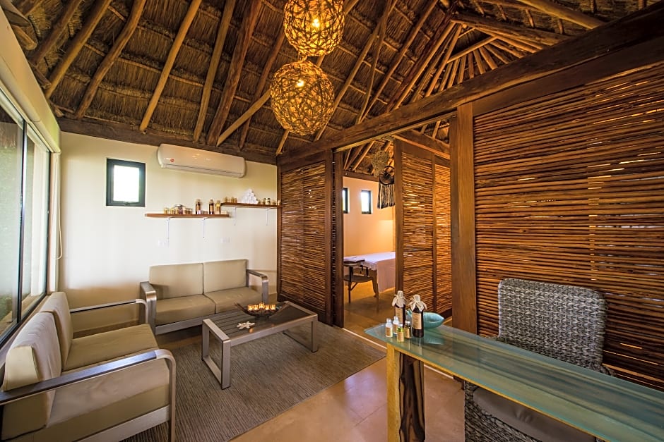 Naay Tulum Curamoria Collection
