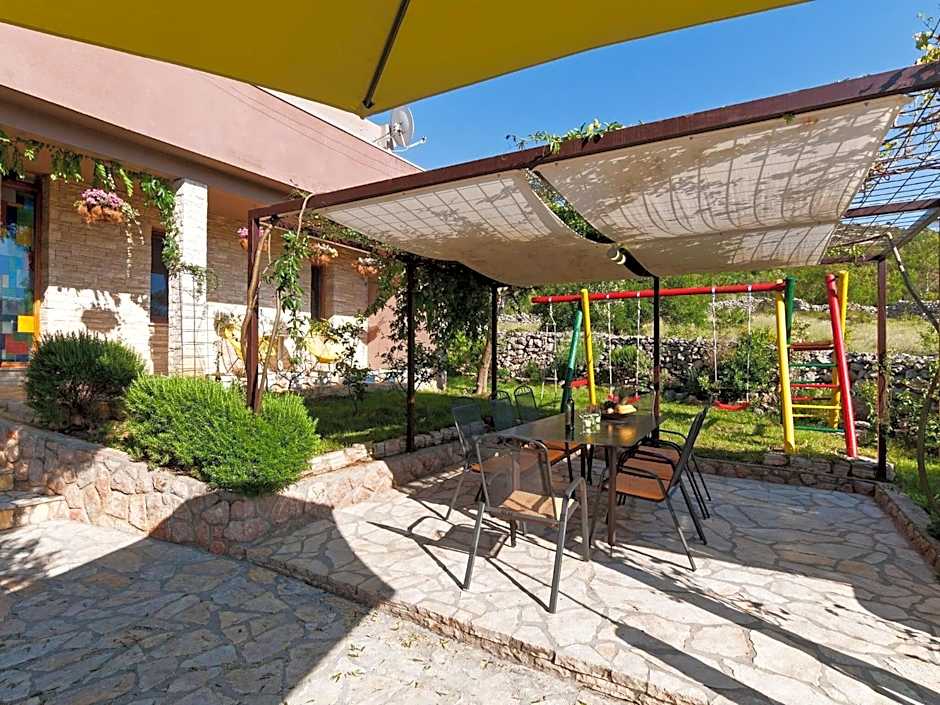 Villa in Rovanjska with Pool & Sea Views