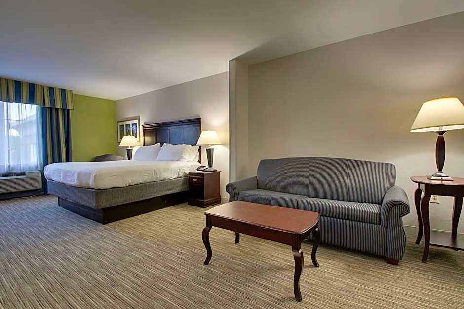 Holiday Inn Express Hotel & Suites Middleboro Raynham By IHG