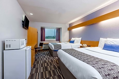 1 Queen Bed Suite Non-Smoking