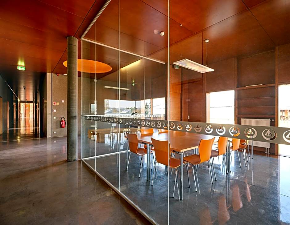 Youth Hostel Schengen / Remerschen