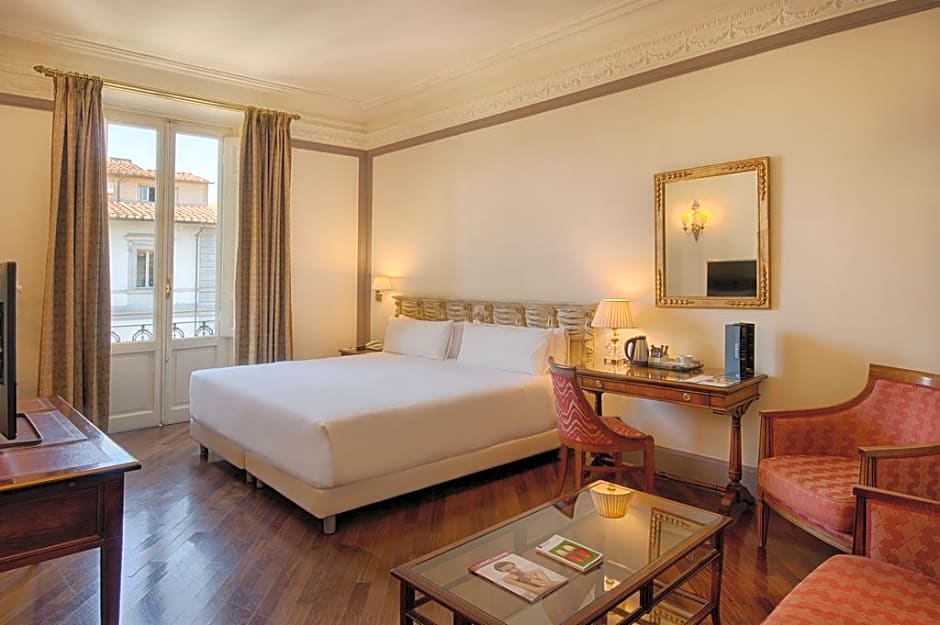 Anglo American Hotel Florence, Curio Collection by Hilton