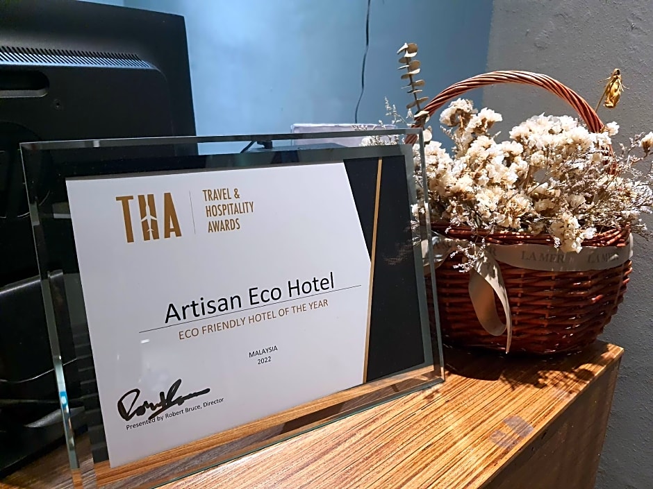 Artisan Eco Hotel