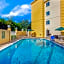 La Quinta Inn & Suites by Wyndham Miami Cutler Bay