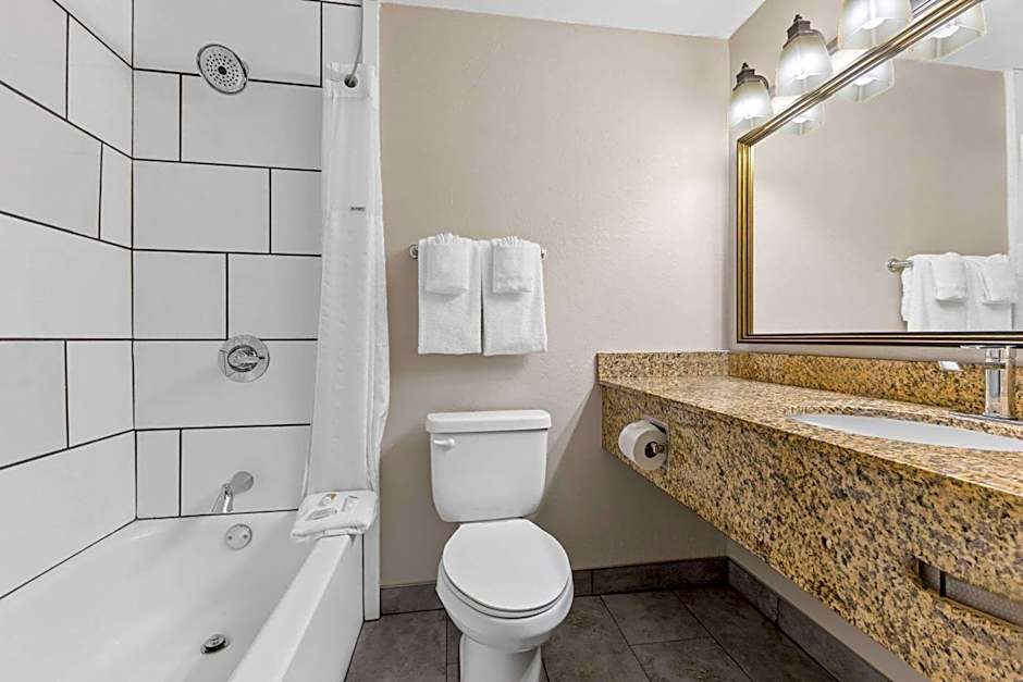 Days Inn & Suites by Wyndham Mesa Near Phoenix