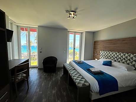 Privilège Double Room with Balcony and Sea View
