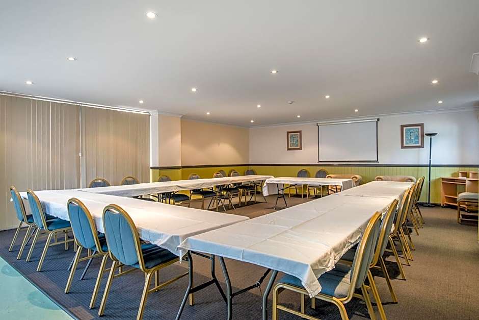 Aspley Carsel Motor Inn