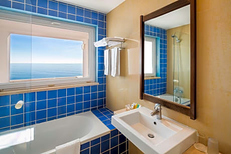 Twin Sea View Room