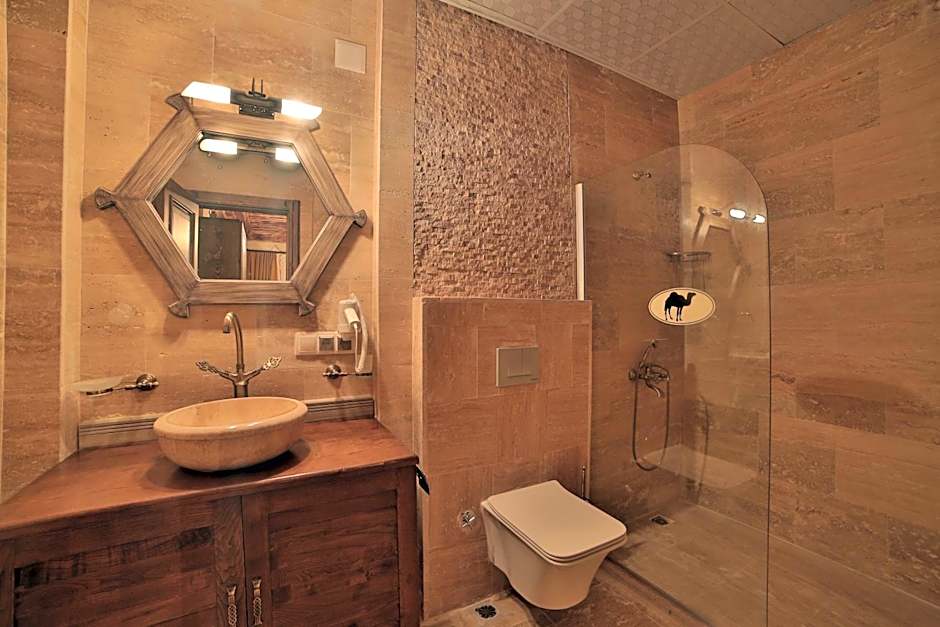 Caravanserai Inn Hotel