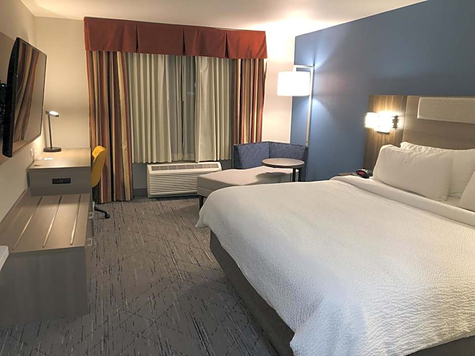 Holiday Inn Express Hotel & Suites Loveland By IHG