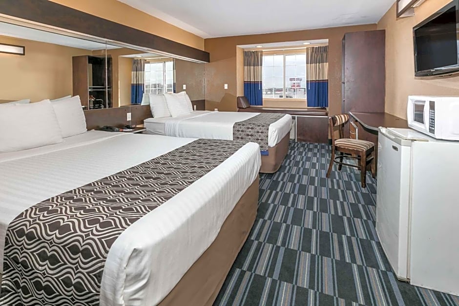 Microtel Inn & Suites by Wyndham Scott Lafayette