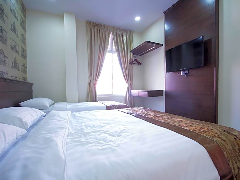 Islander Lodge by LWE