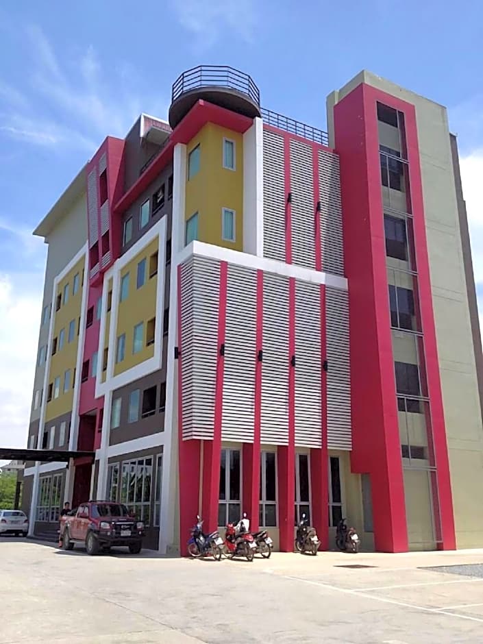Trendy Hotel