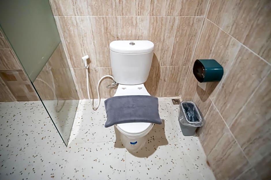 Elephant Inn and Suite by Sajiwa