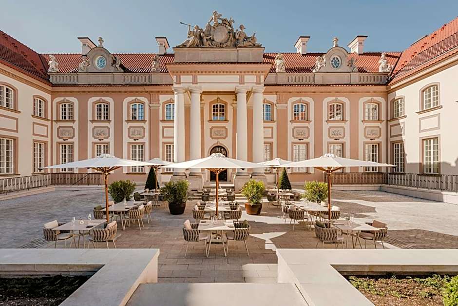 Hotel Verte, Warsaw, Autograph Collection