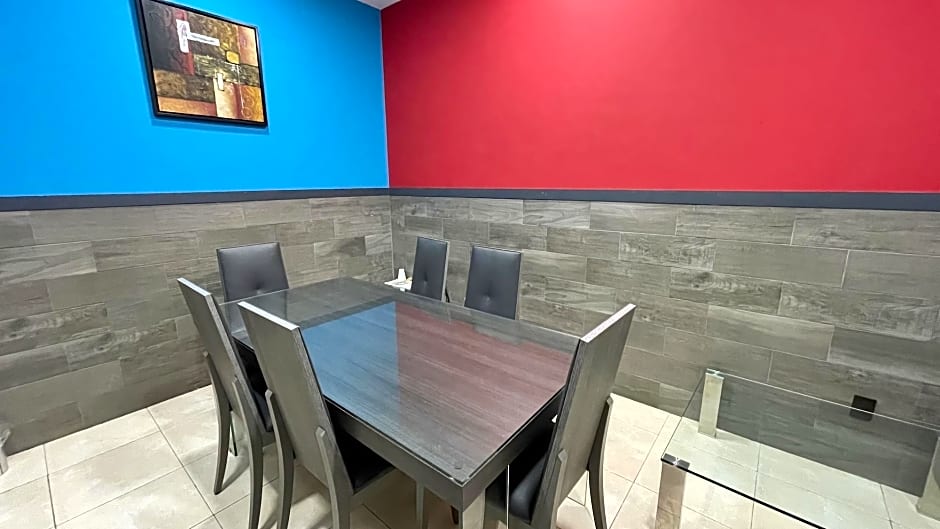 Beverly Hills: Hotel & Business