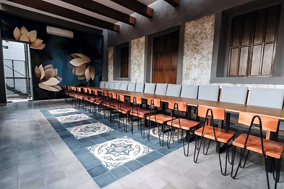 Casona 61 by GuruHotel