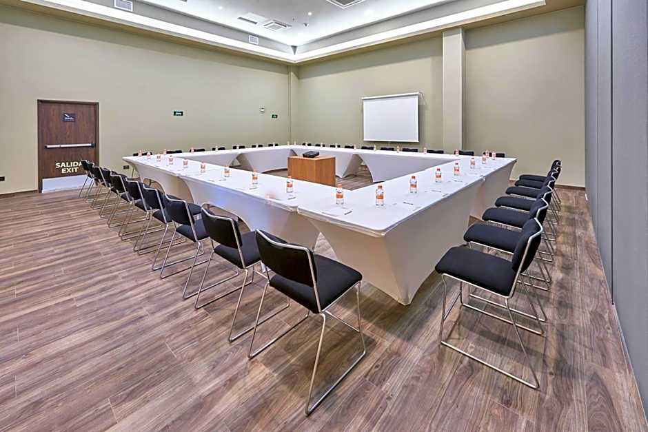 City Express Plus by Marriott Leon Centro de Convenciones