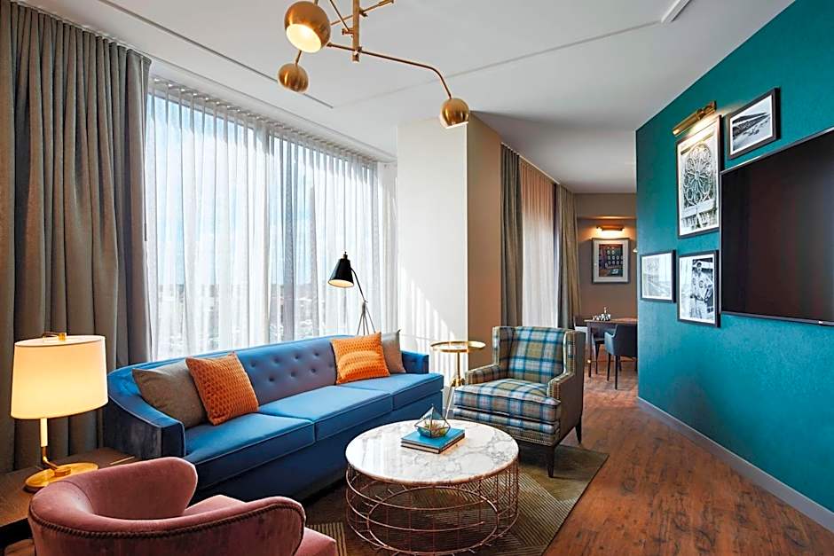 Hotel Zachary, Chicago, a Tribute Portfolio Hotel