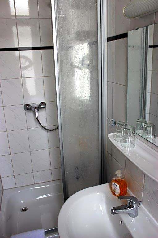 Hotel-Pension Rheingold am Kurfürstendamm