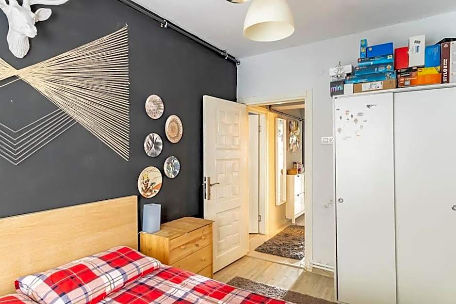 Konak, Tarihi asansöre yakın Tüm daire