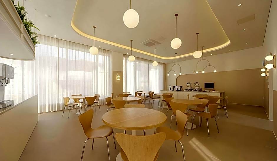 Hermon Hotel