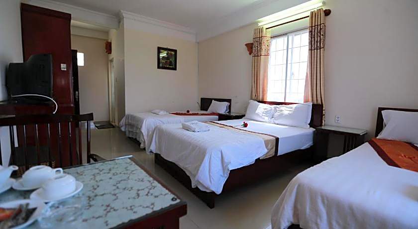Nhiet Doi Hotel
