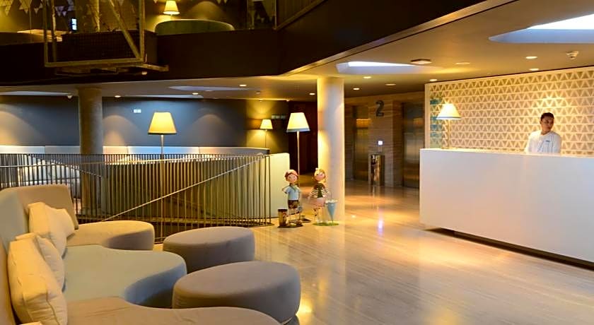 Ize Hotel Seminyak