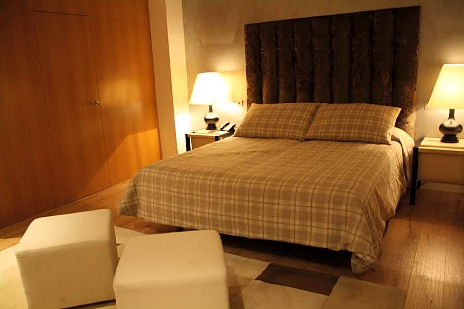 Hotel Palau dels Osset