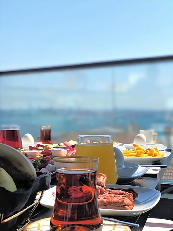 Ferman Port Hotel - Special Category