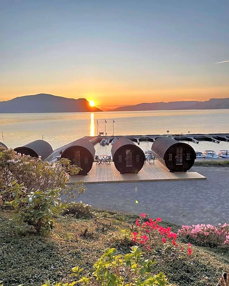 Sleeping barrel lodge Smaken av Ryfylke Event AS, drives ikke som hotell