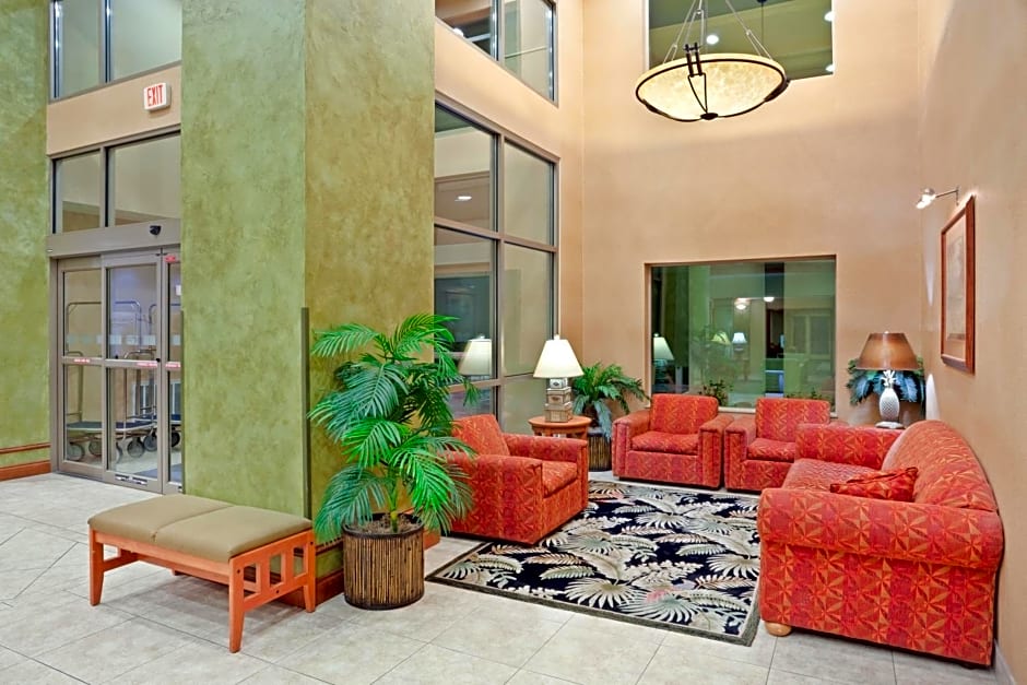 Triple Play Resort Hotel & Suites