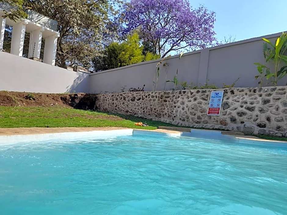 Boulevard Inn Mt Meru