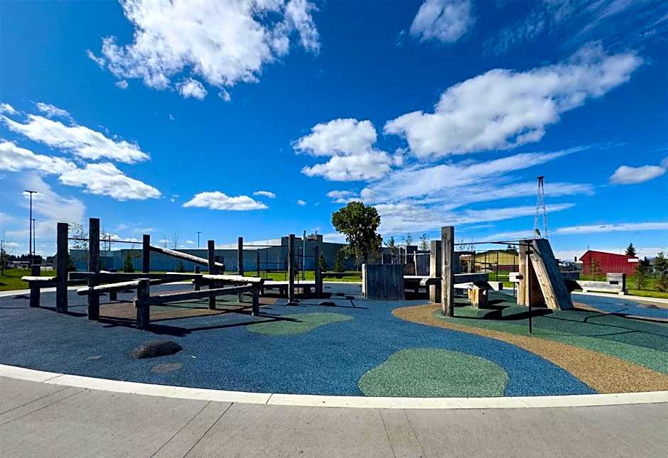 Coast Fort St John Hotel