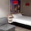 Ibis Arles