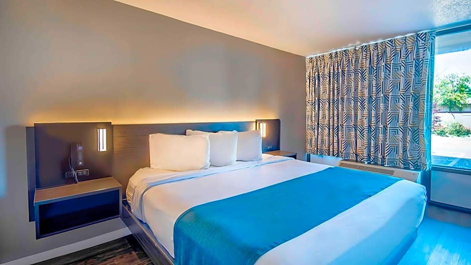 Motel 6 Louisville, Ky- Airport/ Fair Expo