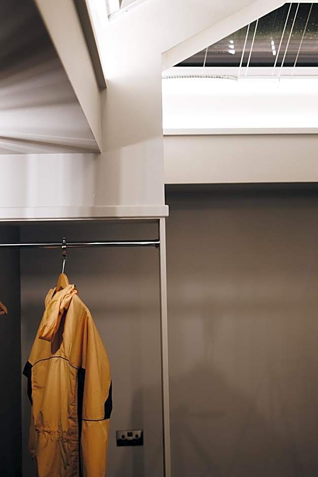 Camden Enterprise Hotel