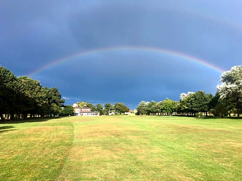 Belvedere Hotel and Golf