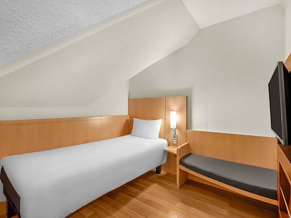 Ibis Budapest Heroes Square Hotel