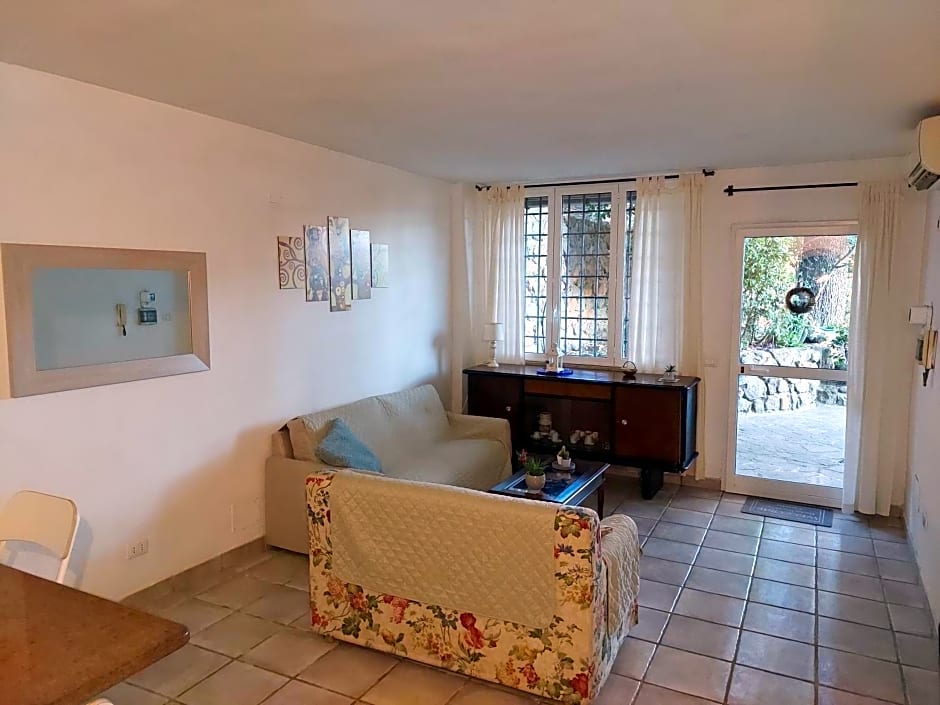 Bed&Breakfast "Fiorella" sul Lago