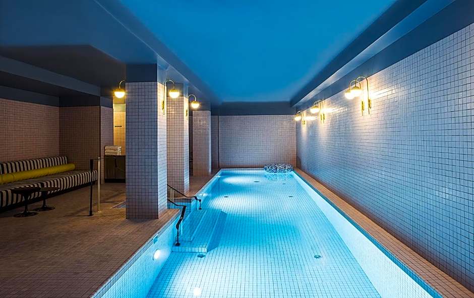 Hotel du Rond-Point des Champs-Elysees - Esprit de France