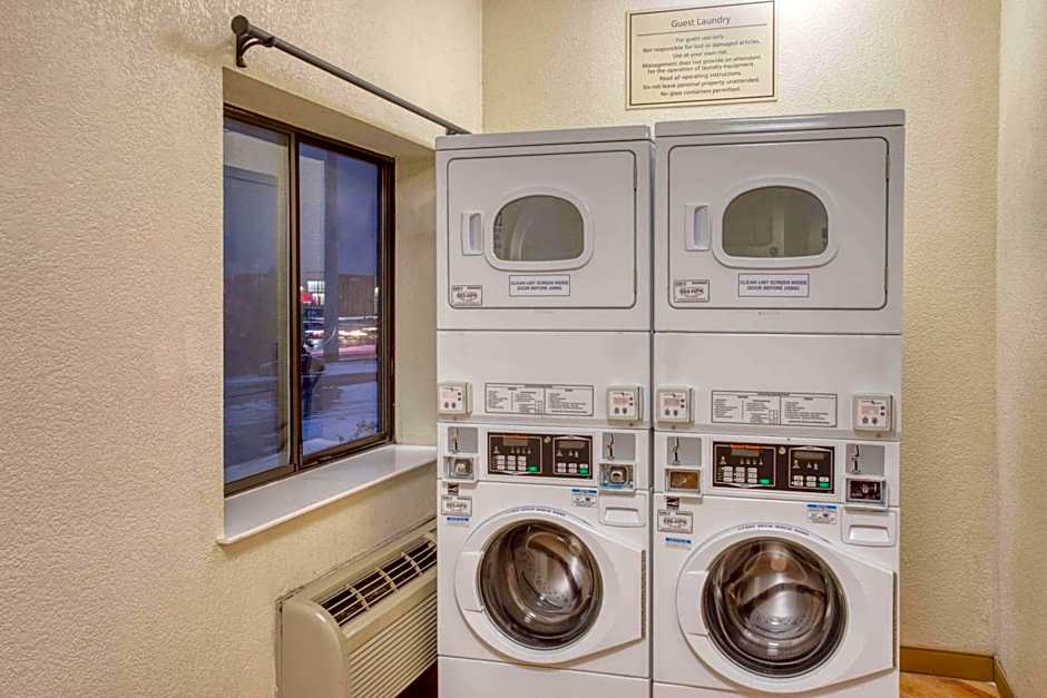 La Quinta Inn & Suites by Wyndham Minneapolis Airport Bloomingto