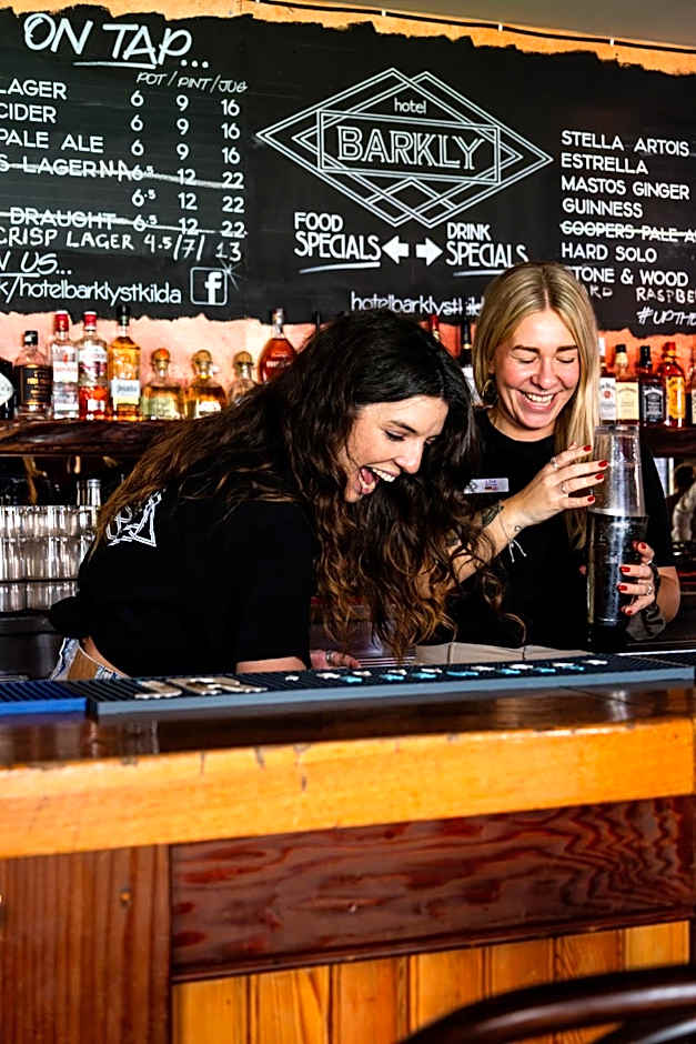 Summer House Backpackers Melbourne