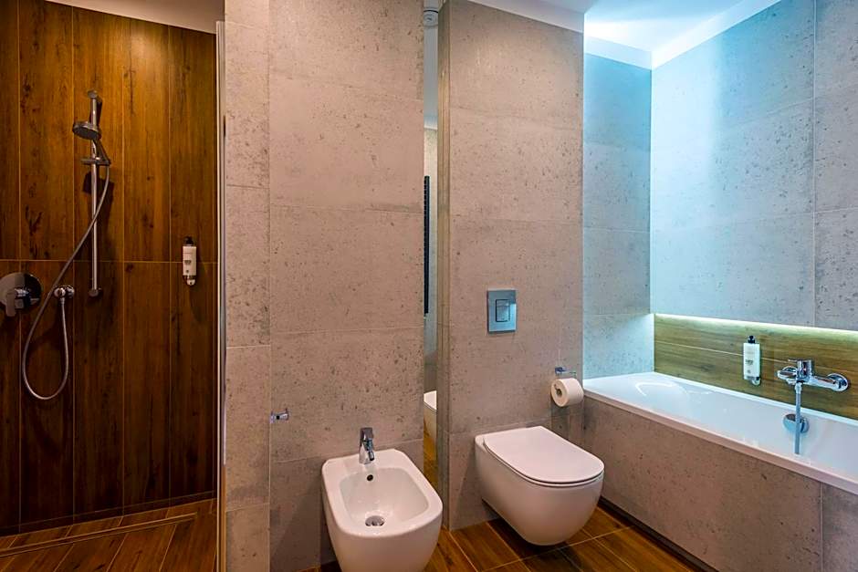 Tulip Hotels - Wroclaw Patio