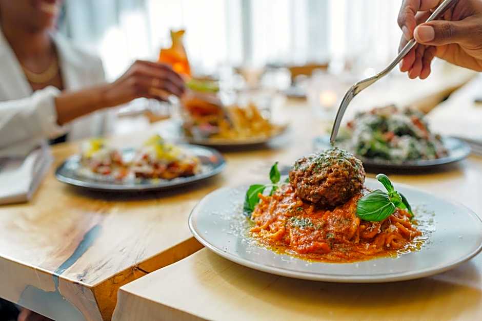 JW Marriott Edmonton Ice District